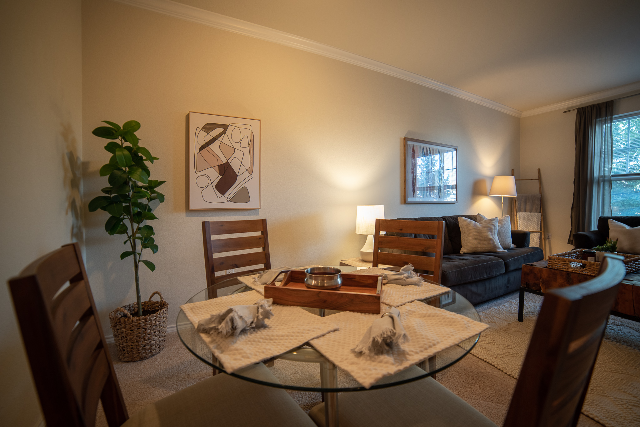 1107 dining
