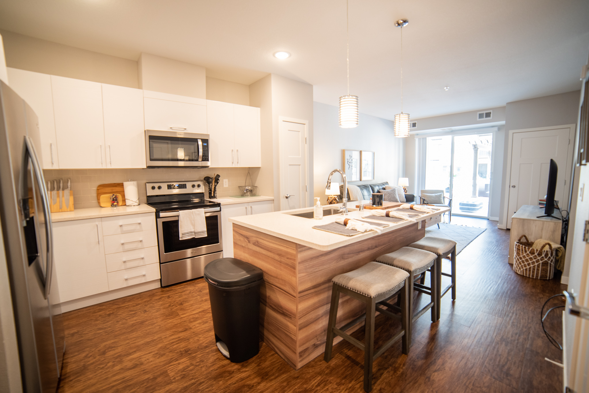 126 kitchen 1