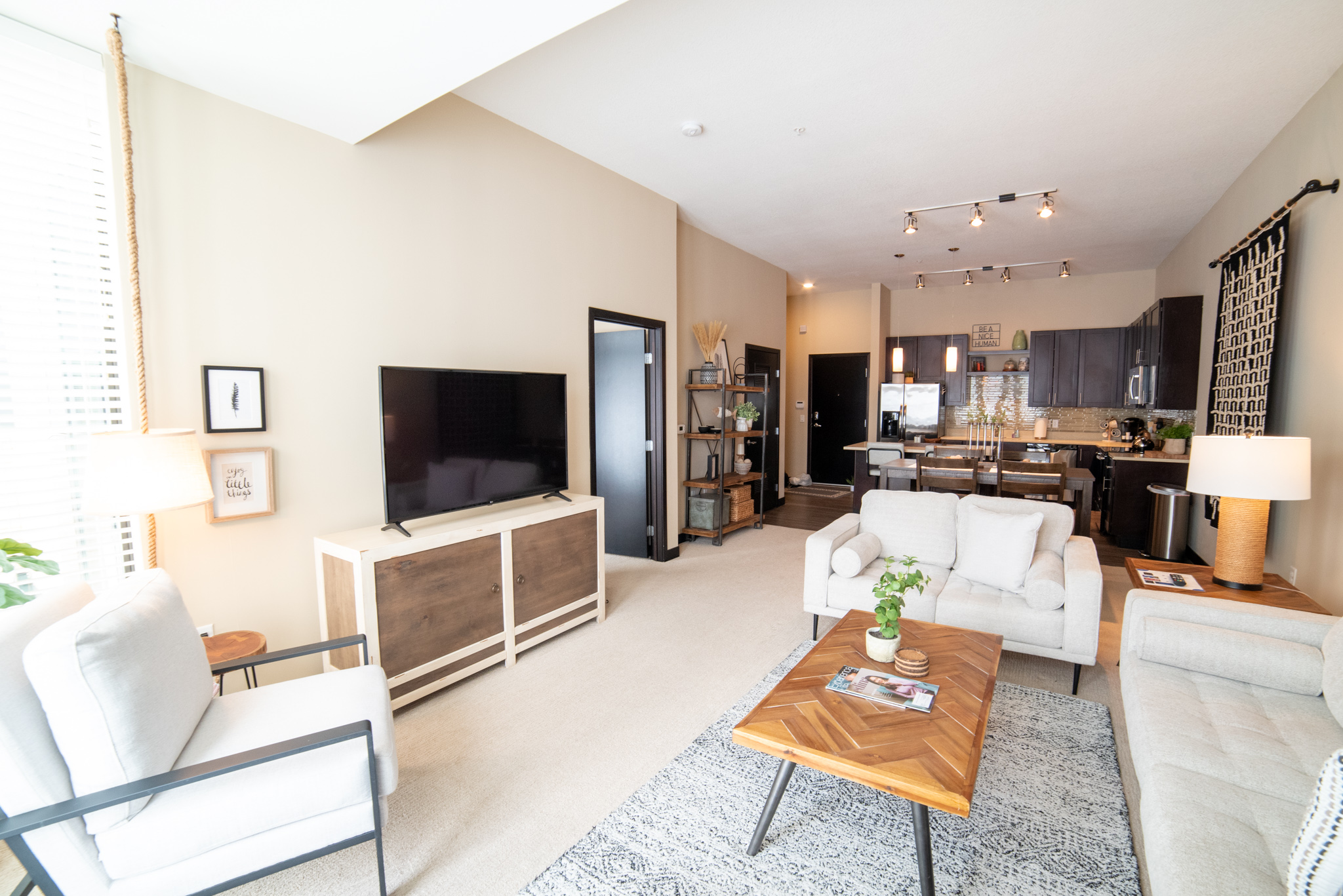 140 living room 2