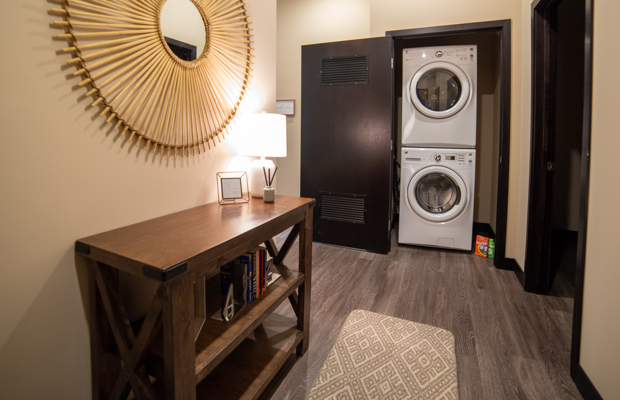 141 entrance laundry