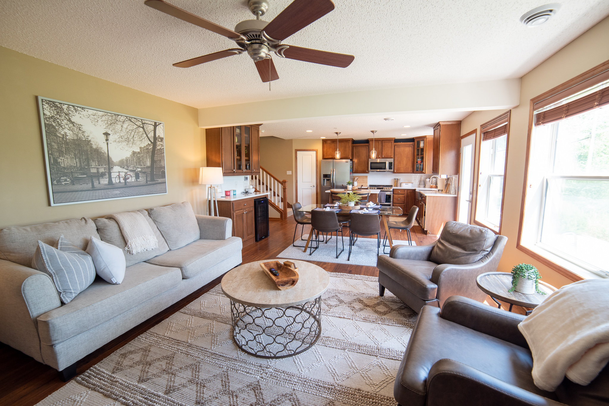 15657 Living room