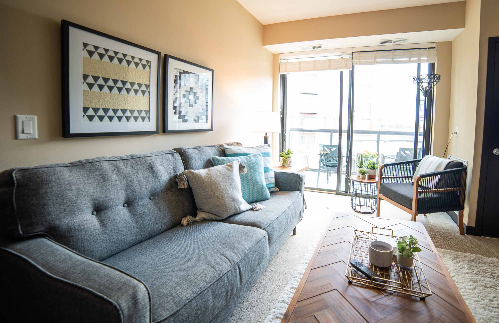 337 living room 3