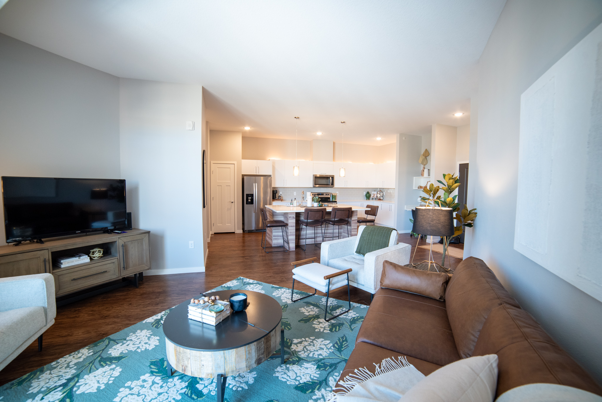 540 living room 2