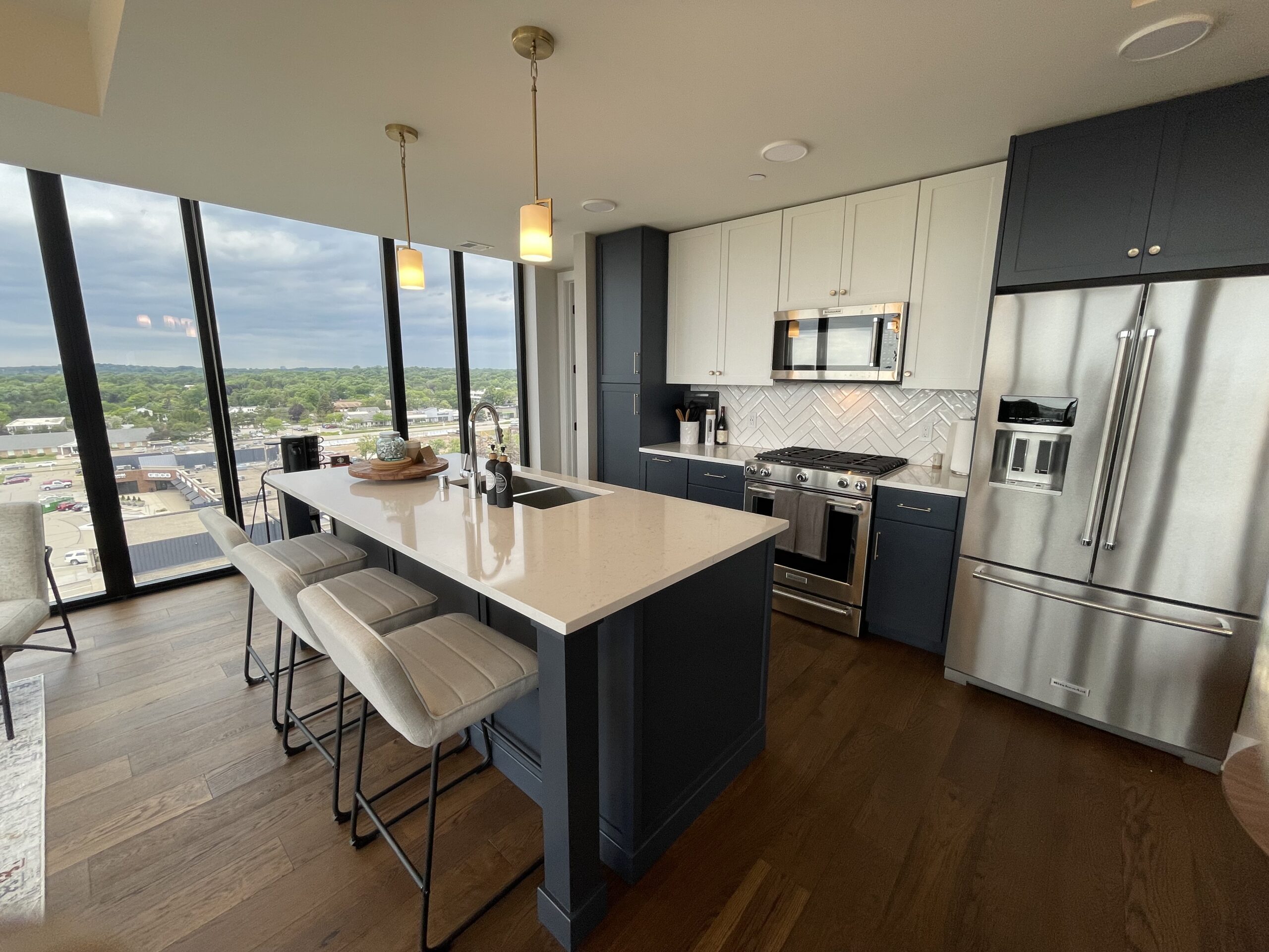 910 kitchen