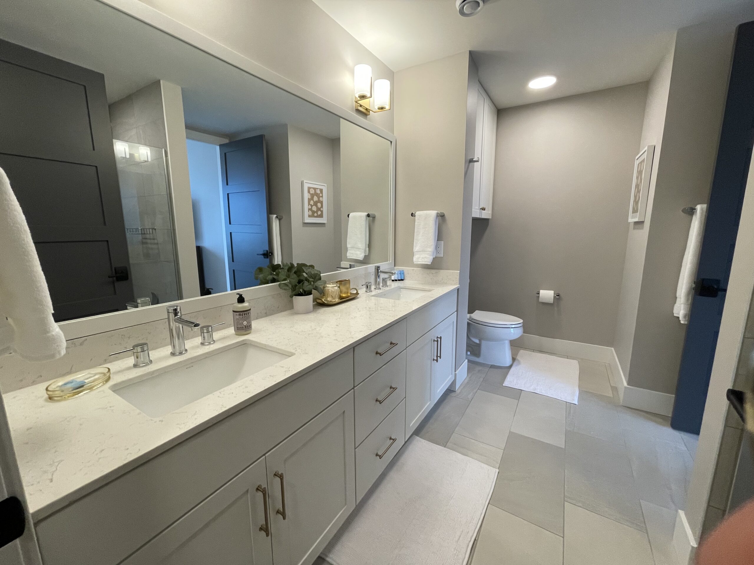 910 primary bath