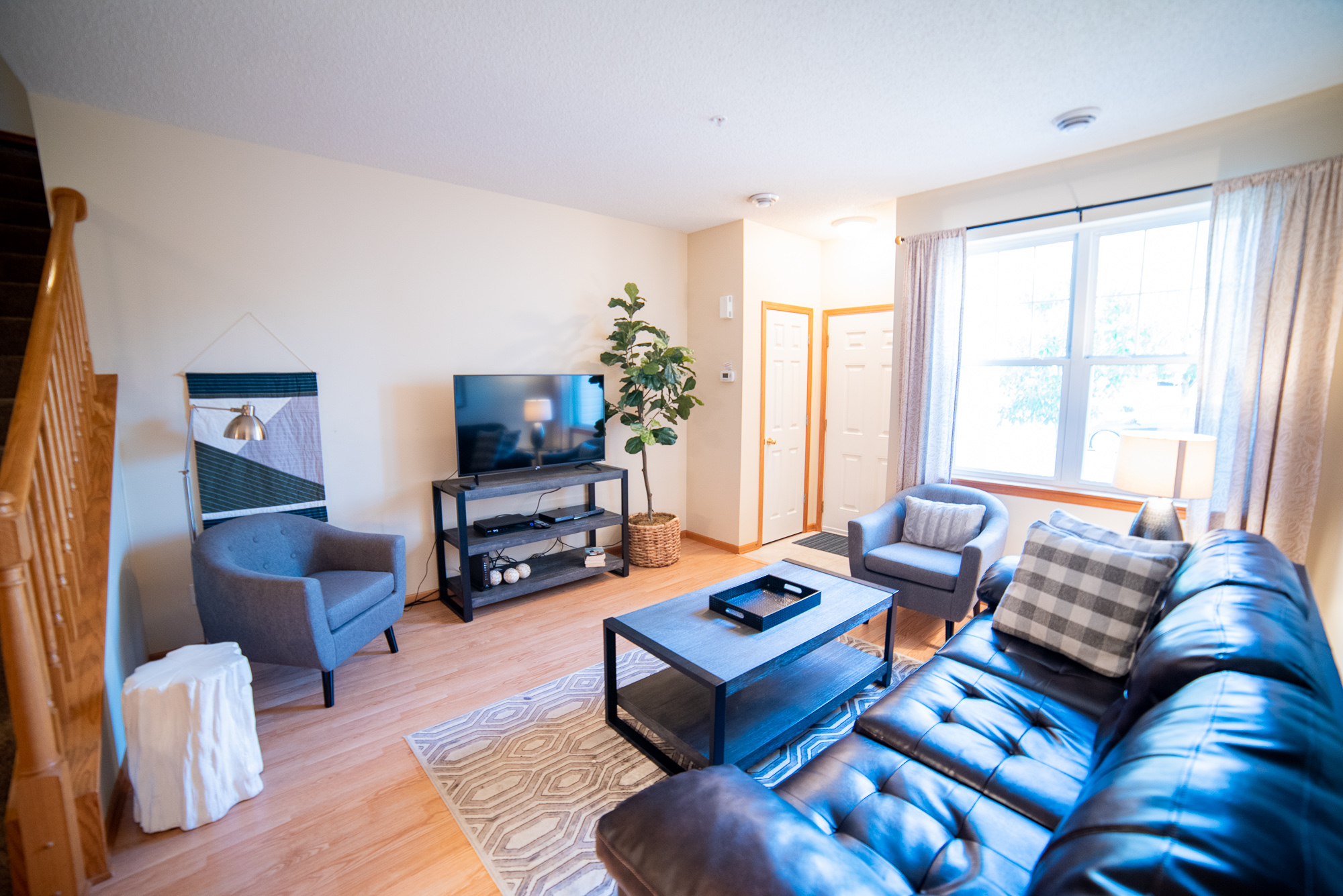 5035 Living Room 2
