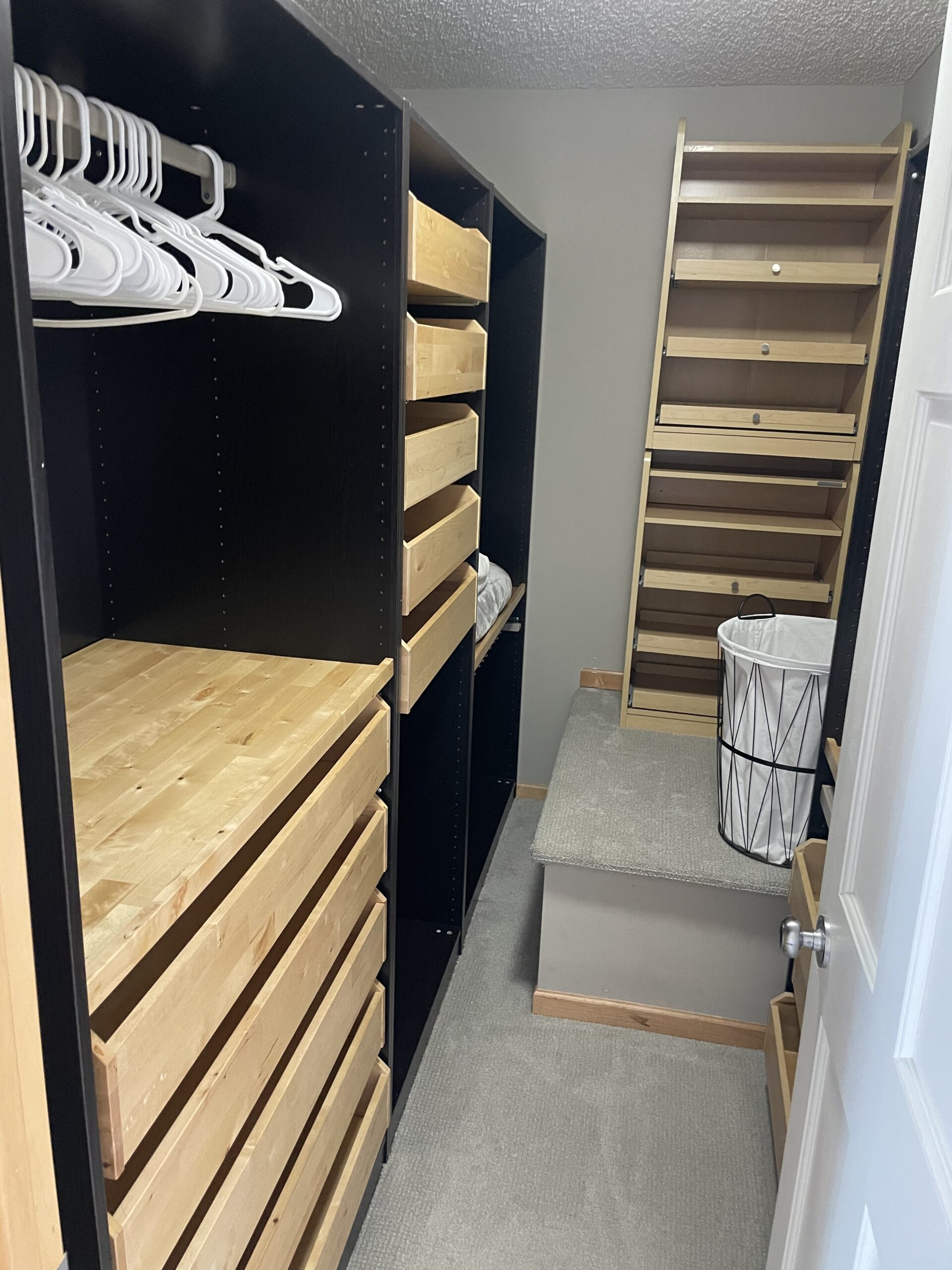 11314 closet