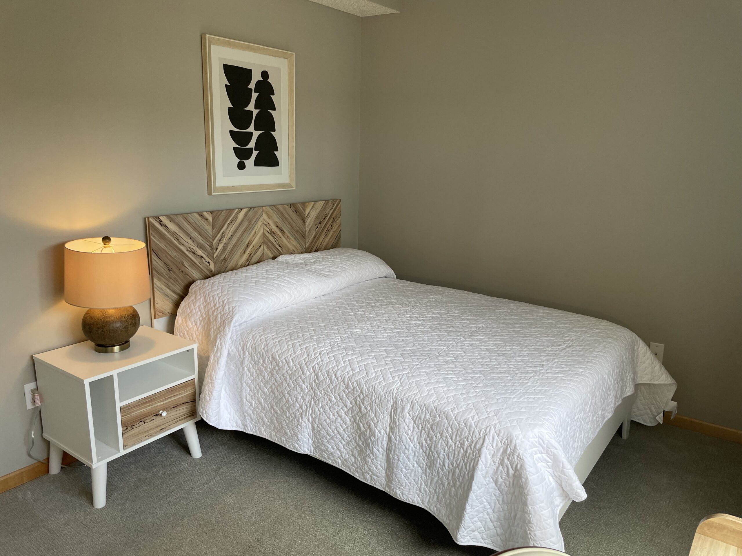 11314 downstairs bed