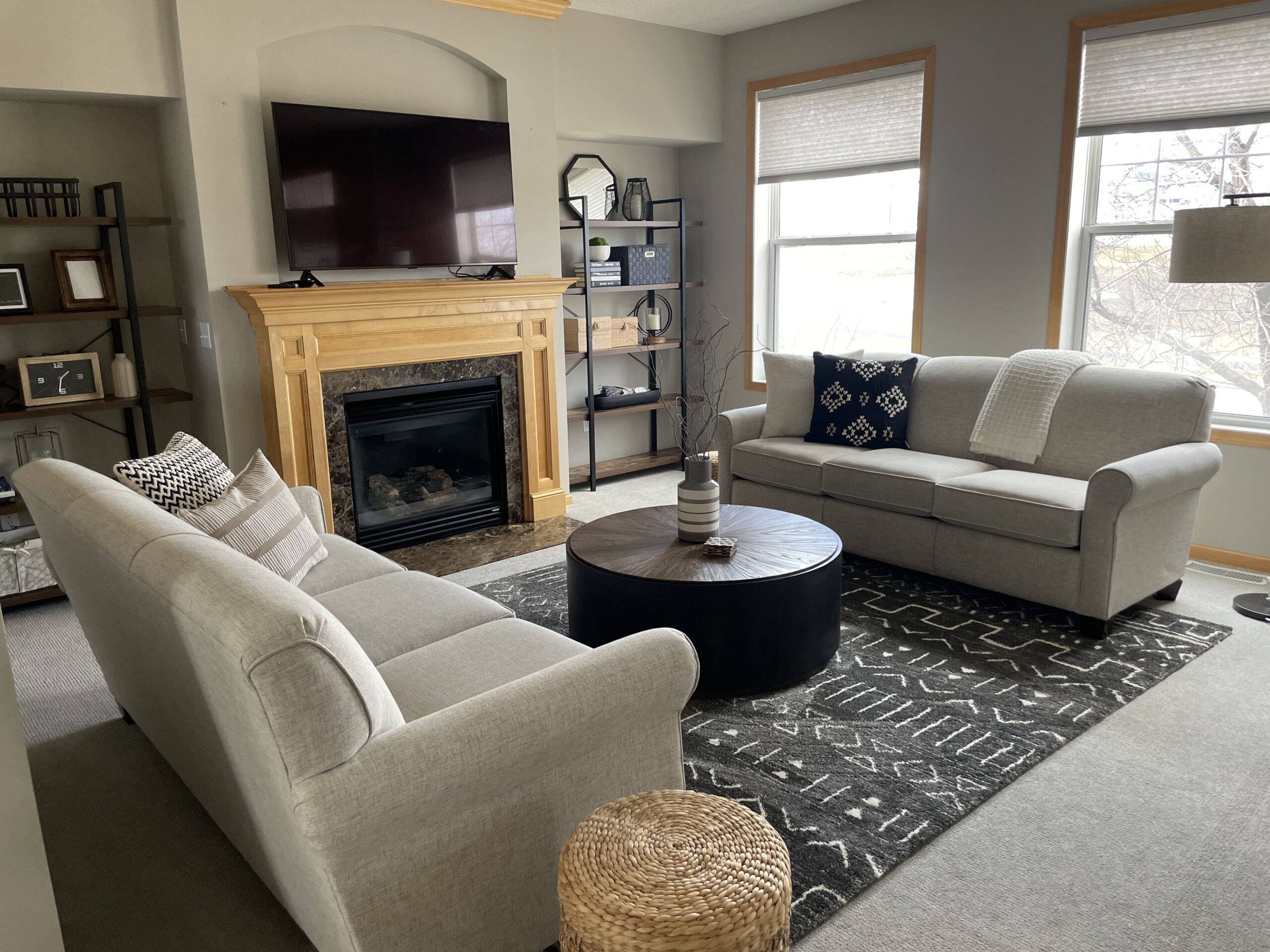11314 living room other angle