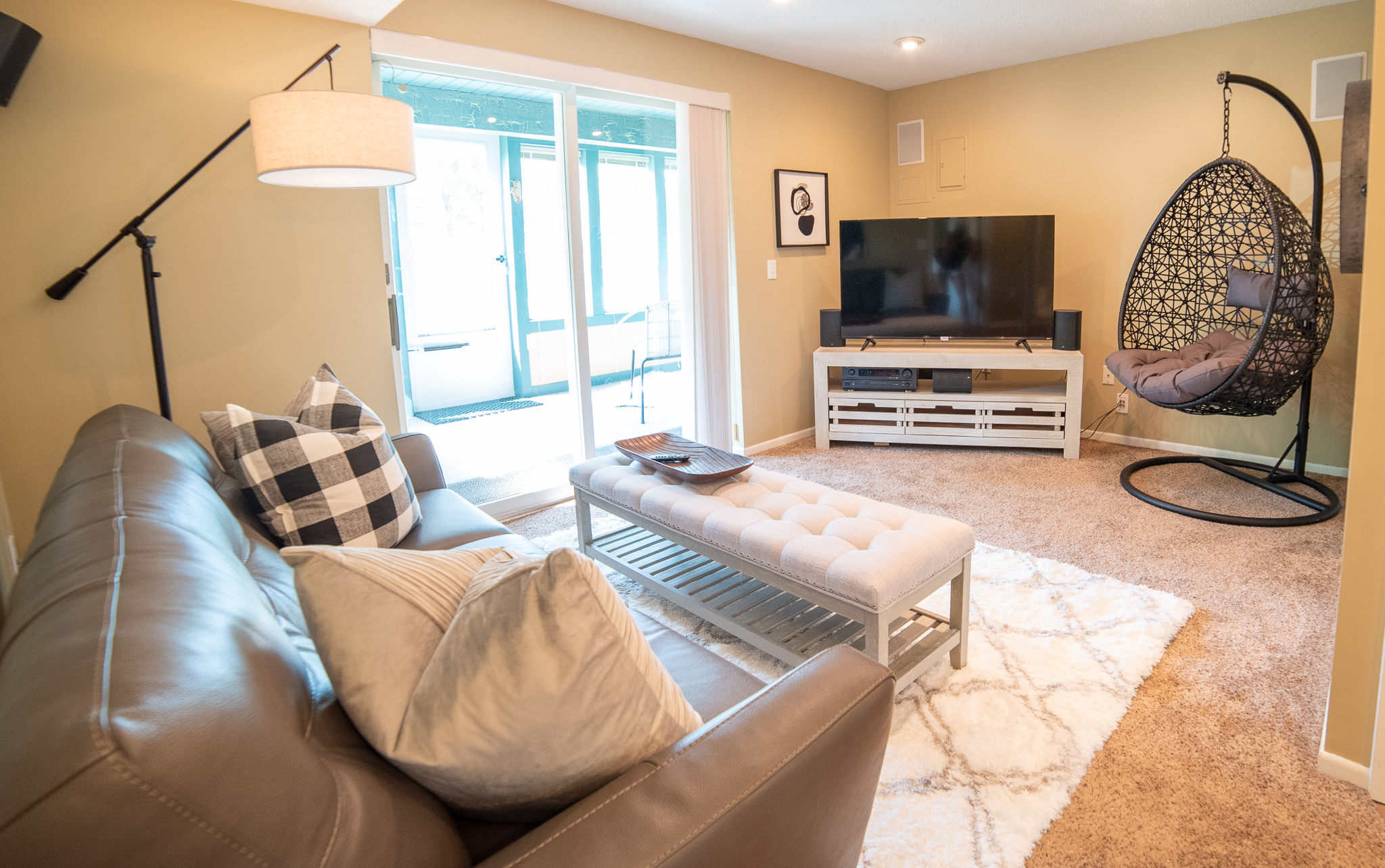2402 lower level living