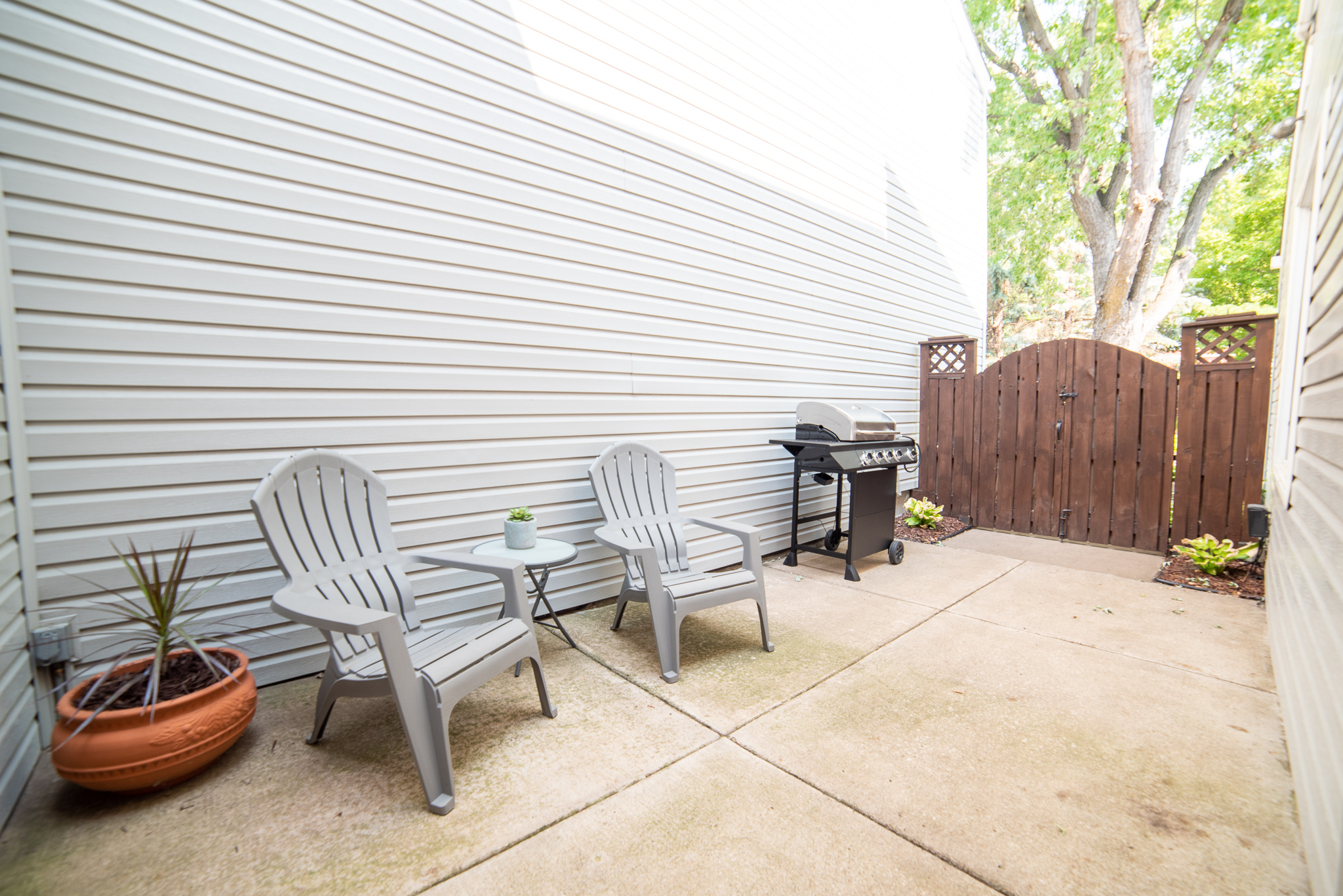 2402 patio