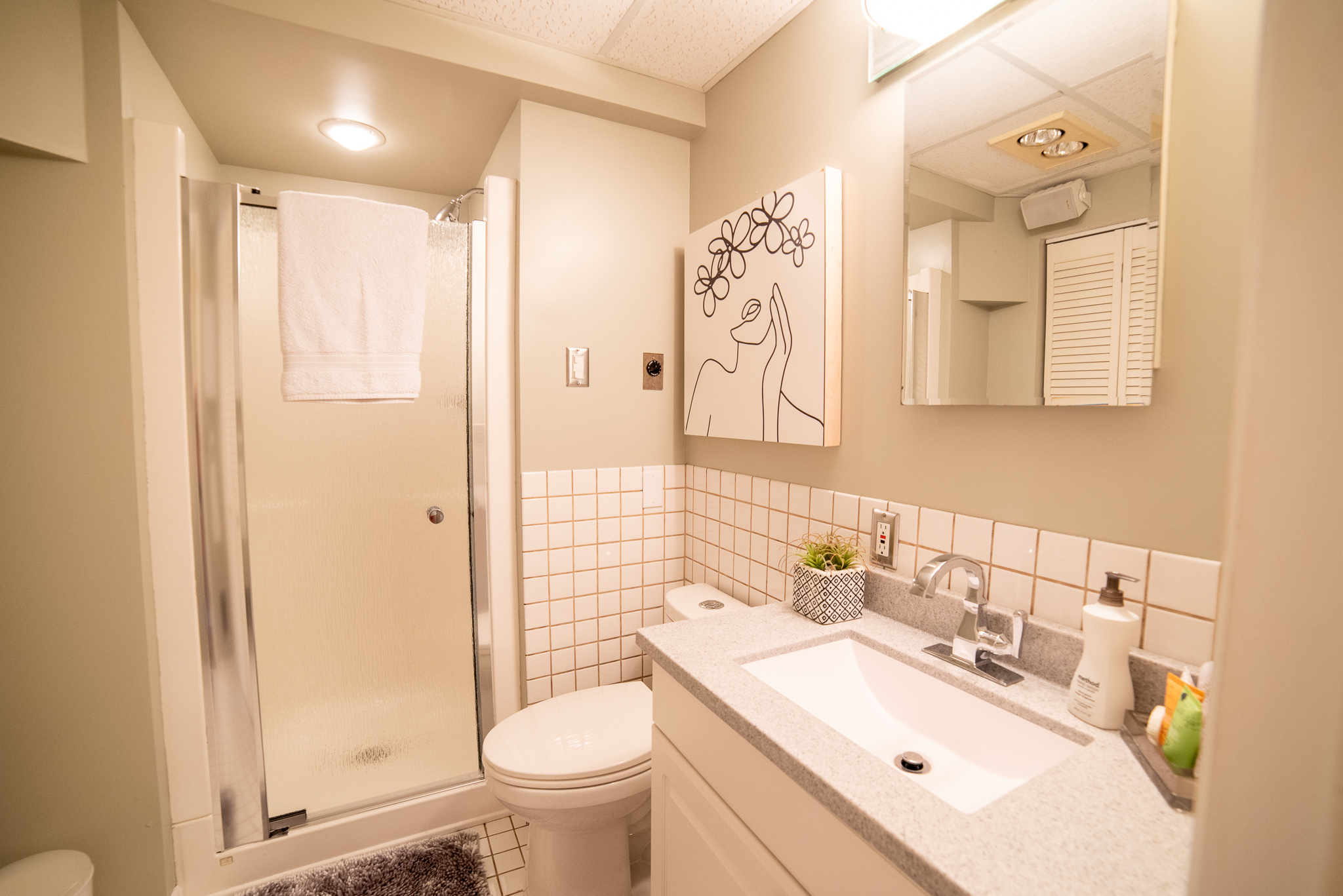 2402 second bath