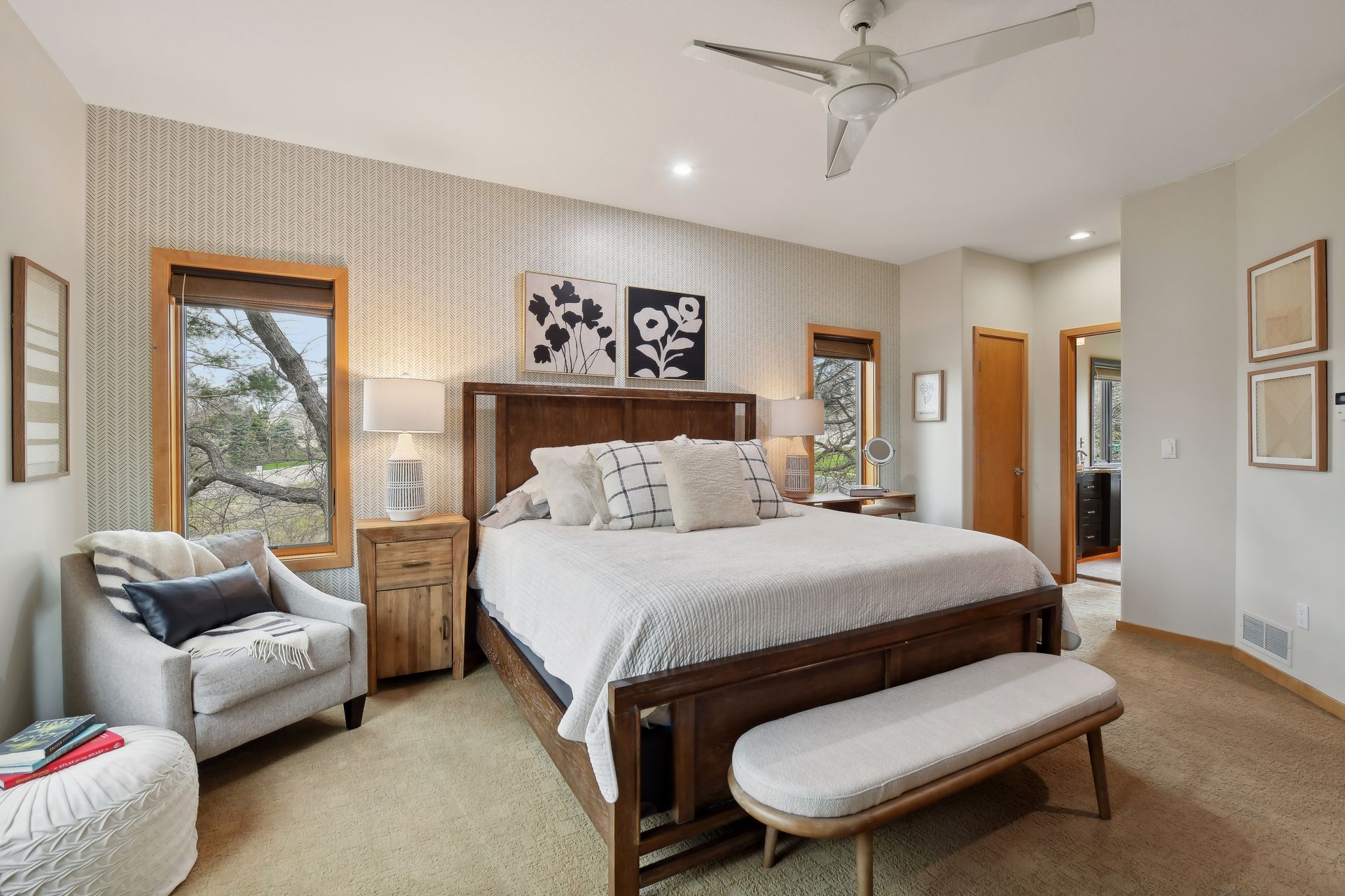 6400 bedroom3