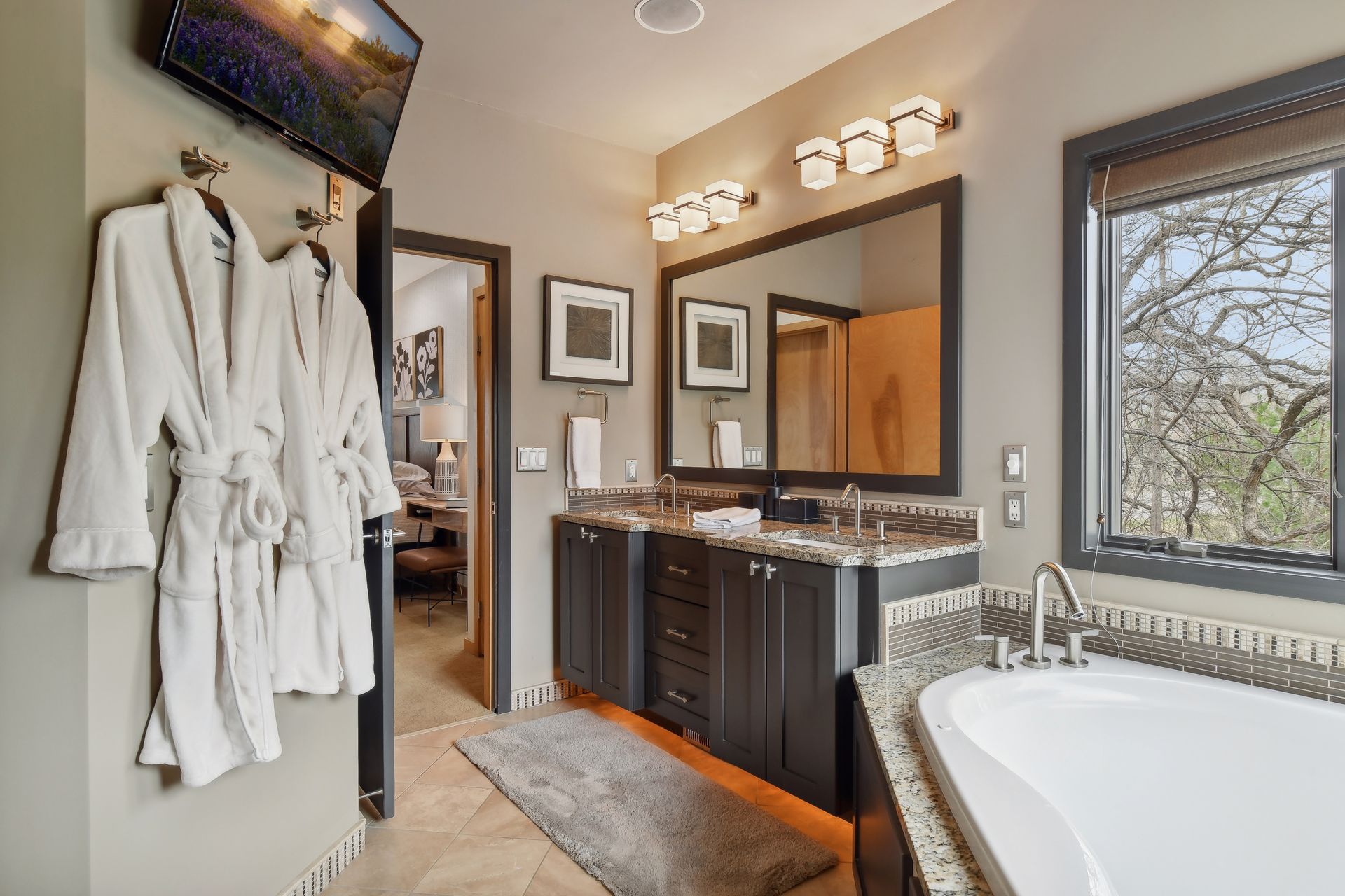 6400 primary bath2