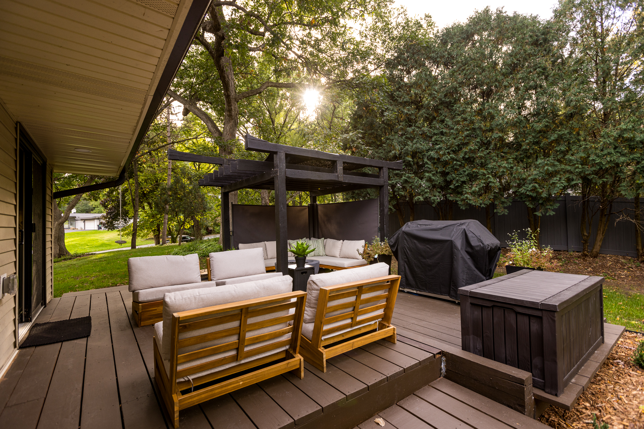 5320 outside patio (2)